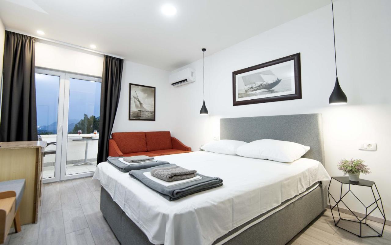 Village Property Trusa Tugare ภายนอก รูปภาพ